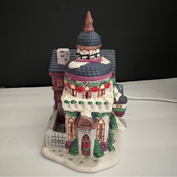 Vintage Ceramic Christmas Church Holiday Village Lighted Building House - Picture 3 of 11